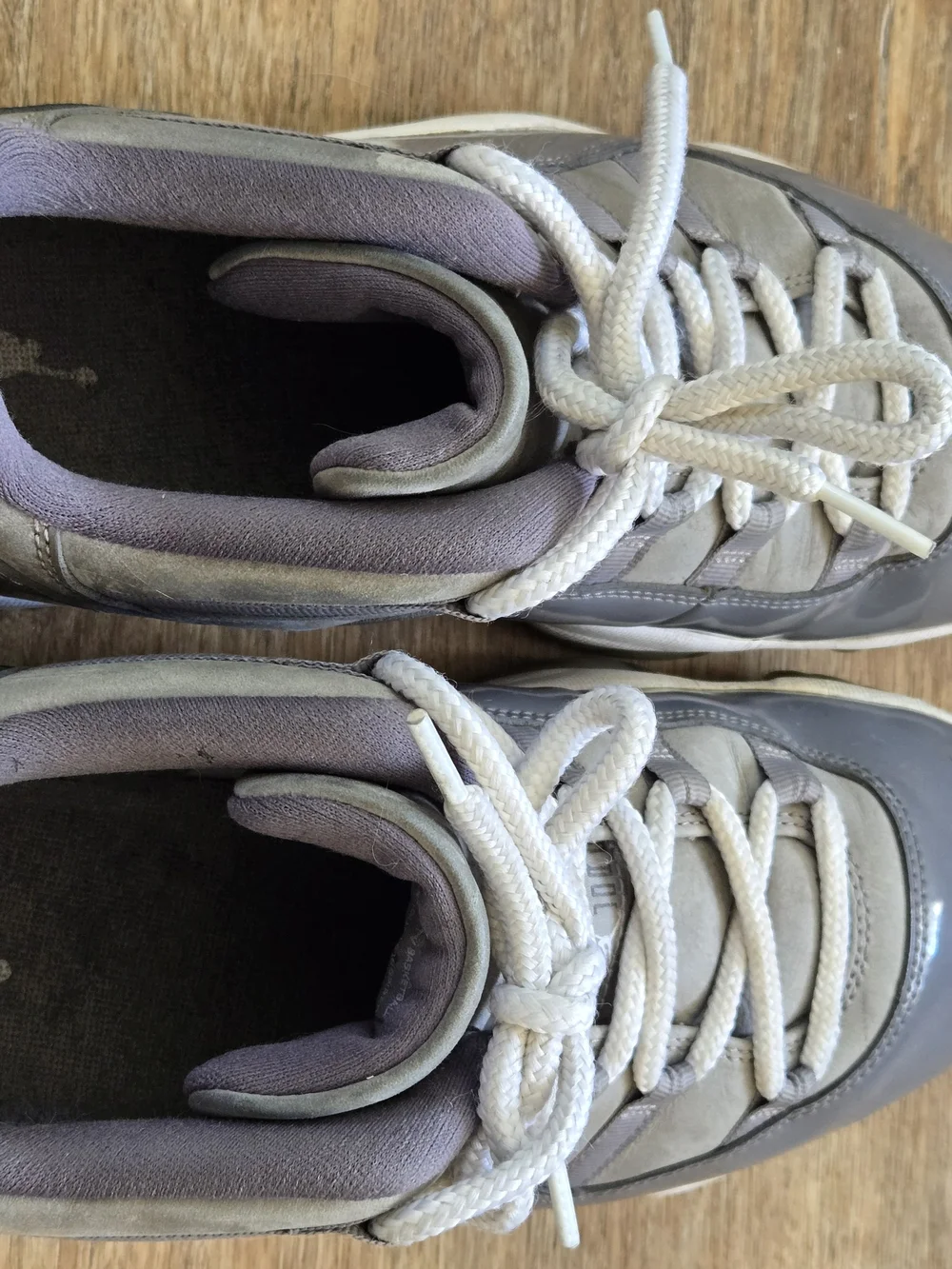 Men's JORDAN 11 LOW- Gray Patent Sneaker